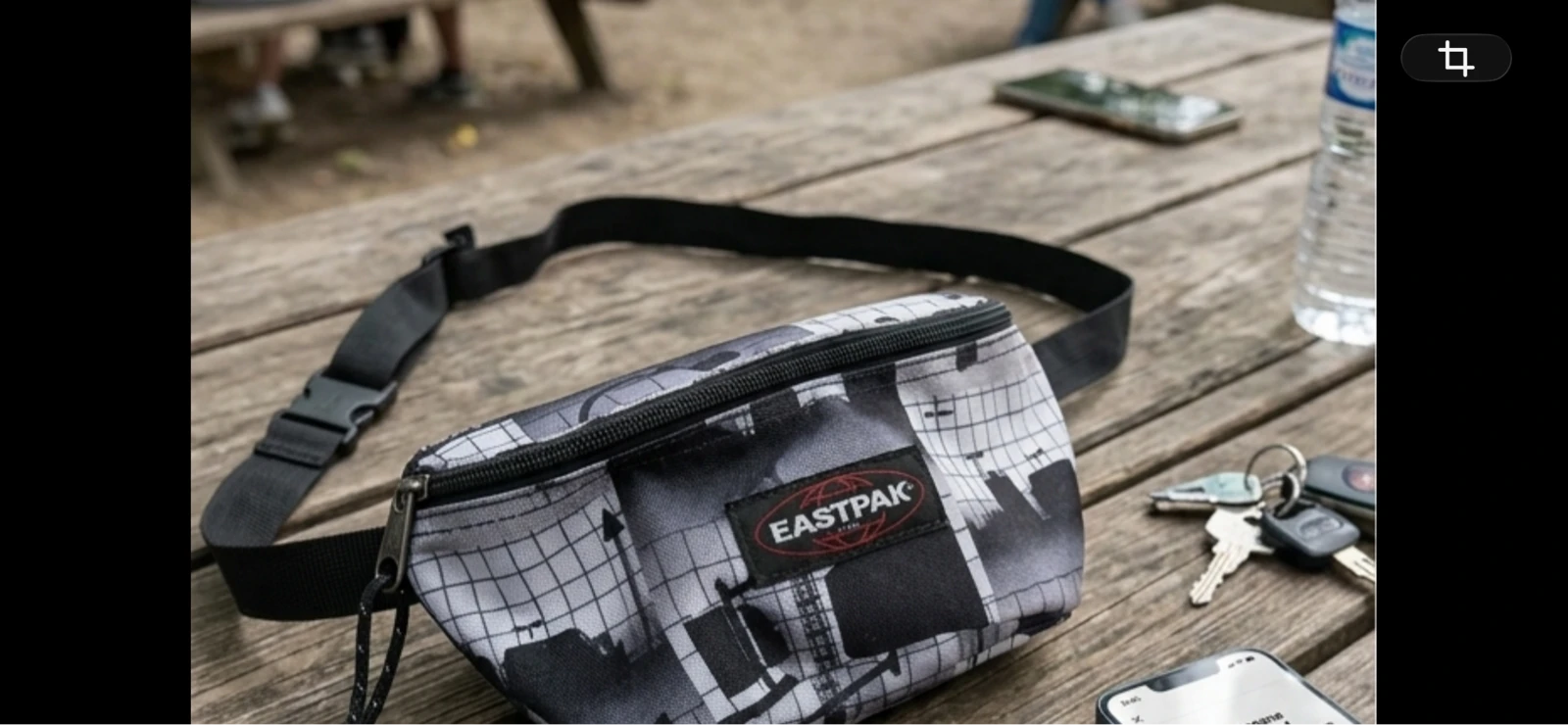 Eastpak checkered pattern sling bag – photo 2